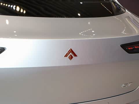 2025�� �Ŀ� 710 Max��