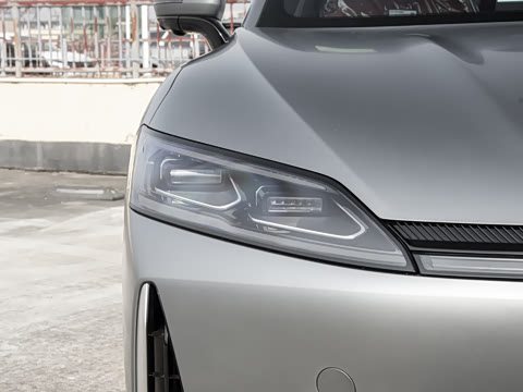 2025�� 260���������