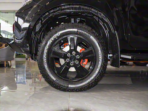 2025�� 2.0T ��������ʿ��