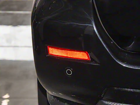 2025�� 2.0T ��������ʿ��