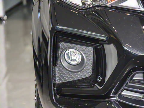 2025�� 2.0T ��������ʿ��