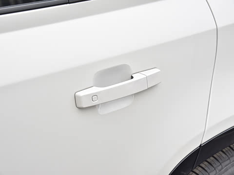 2026�� 110 3.0T P400 X