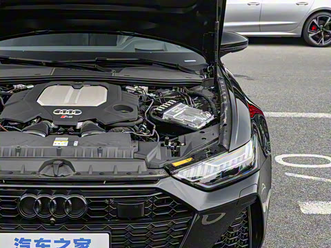 2025��  RS 6 4.0T Avant performance