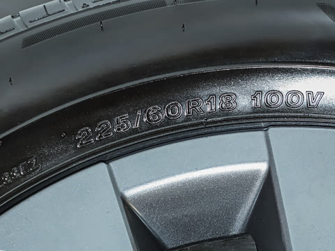 2024�� 2.5i AWD�˶��� EyeSight