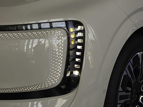 2026�� �ȷ�quattro��