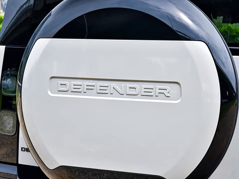 2026�� 110 3.0T X-Dynamic HSE