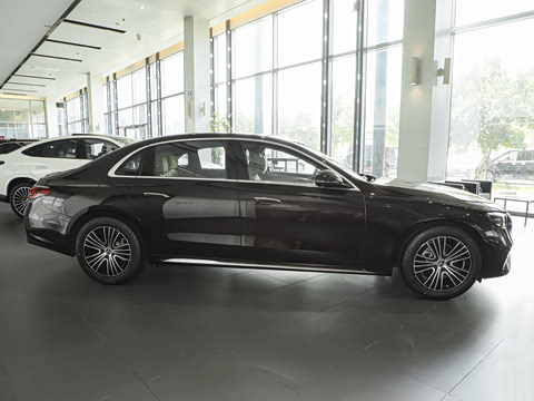 2026�� �Ŀ� E 260 L