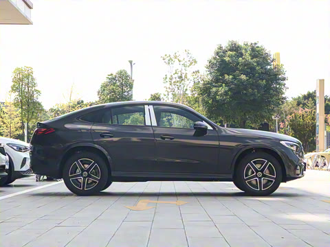 2026�� GLC 260 4MATIC ����SUV