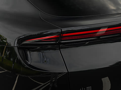 2026�� ���� 525 Ultra SE 
