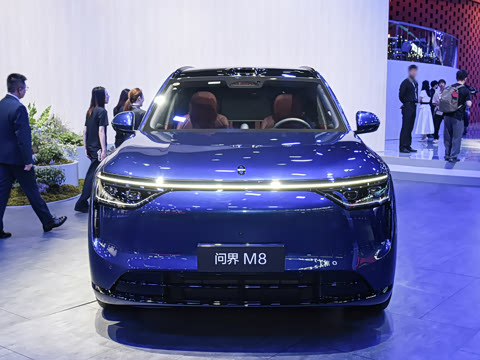 2025�� ���� Ultra�� 53.4kWh 6���� (896�߼����״