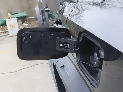 2026�� 211km XWD ����