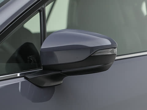 2025�� 2.4T CVT Wagon tS EyeSight