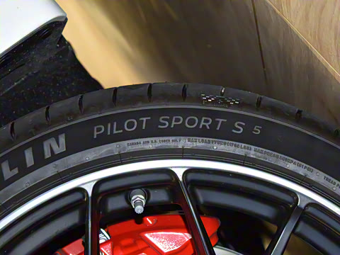 2025�� AMG CLE 53 4MATIC+ ������ܳ�