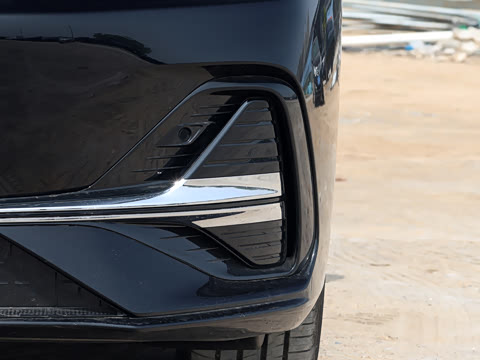 2026�� EM-i 235km ̽��+��