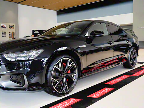 2025�� 55 TFSI quattro ����ʿ��