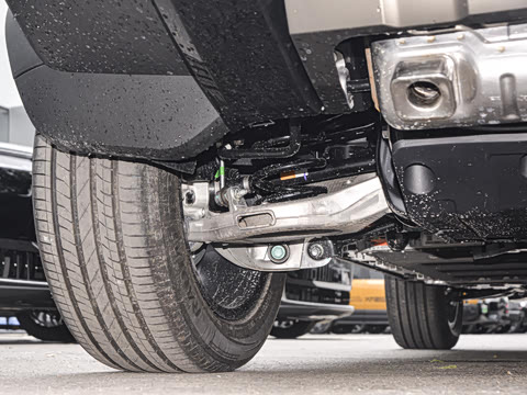 2025�� 215Զ�а�