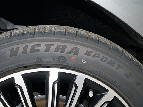 2026�� 2.0T ˫�������������