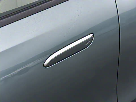 2026�� E 300 ʱ�����˶���