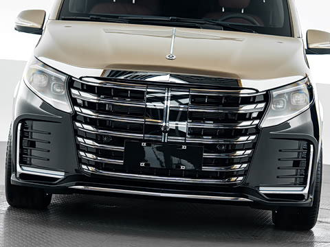 2026�� 2.0T �j�ۺ�Ӱ M700