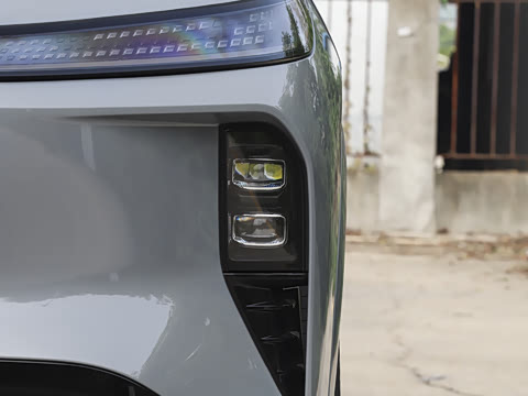 2025�� 185KM�����