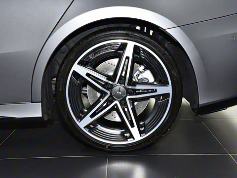 2026�� AMG A 35 L 4MATIC