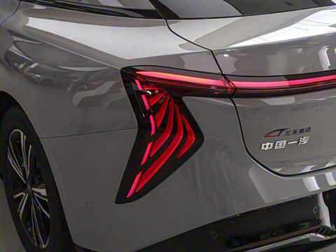 2024�� 600 Pro��ҫ��