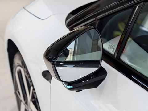 2026�� ���� 725 Max �콢��