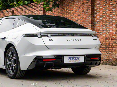 2025�� 120����Ultra