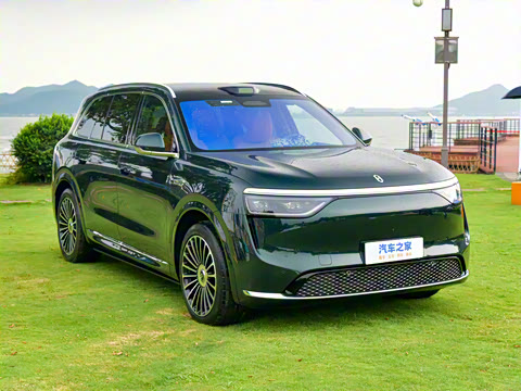 2025�� ���� Ultra ����������