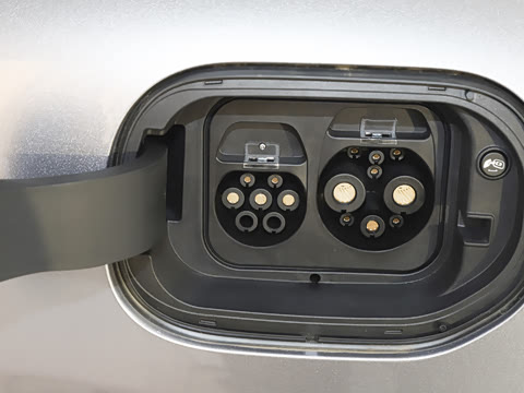 2025�� �Ŀ� 560MAX 185kW