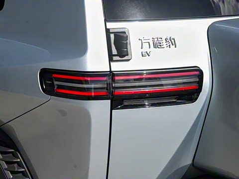 2025�� 501KM ����Ultra��