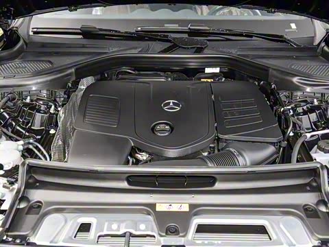 2025�� �Ŀ� GLC 300 4MATIC ����SUV