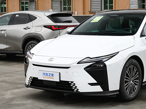 2026�� 300h