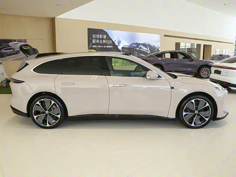 2025�� 100kWh Touring