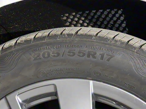 2026�� ���L 300TSI ��а�