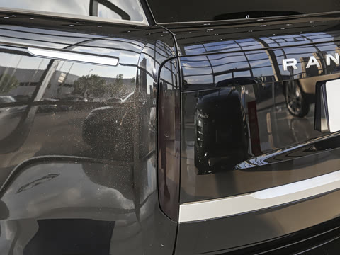 2025�� 3.0 L6 400PS �����ӳ���