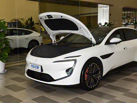 2025�� �Ŀ� Max���̰�