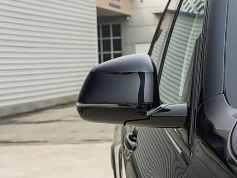 2026�� �Ŀ� xDrive 30Li ������M�˶���ҹ��װ