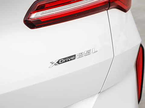 2026�� xDrive25L M�˶���ҹ��װ