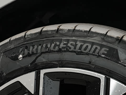 2026�� xDrive30L ������ M�˶���ҹ��װ