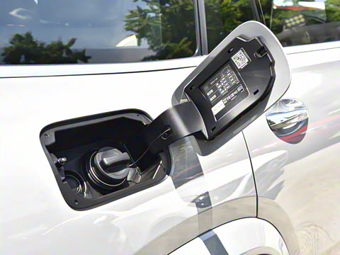 2025�� GLS 450 4MATIC ������