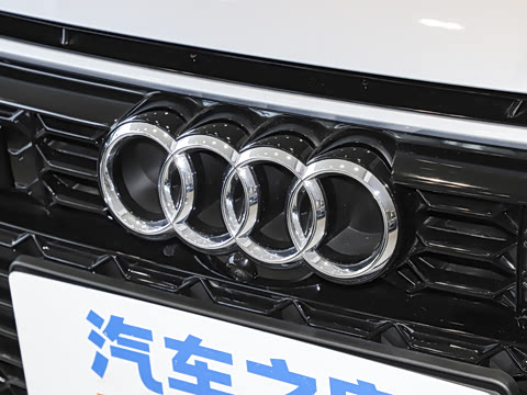 2025��  RS 6 4.0T Avant performance