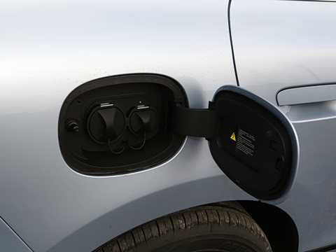 2025�� EV 545KM��Խ��