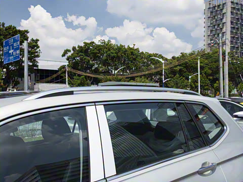 2025�� ���ڿ� 300TSI �Զ��������ڰ�