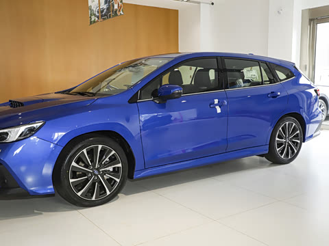 2025�� 2.4T CVT Wagon tS EyeSight