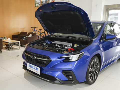 2025�� 2.4T CVT Wagon tS EyeSight