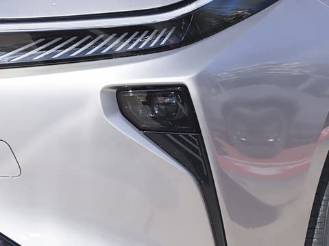 2026�� 1.8L ˫�� ��Ӣ��