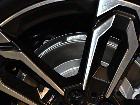 2025�� sDrive25i M�˶���װ