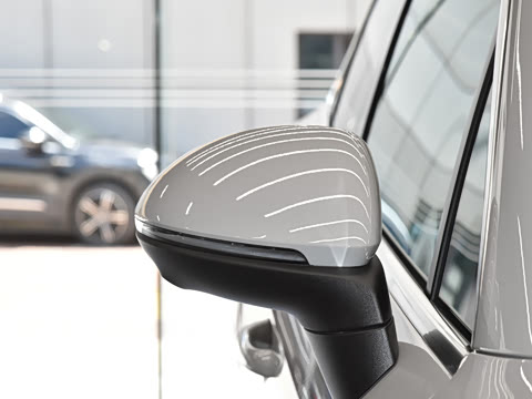 2025�� Cayenne 3.0T ���۰�