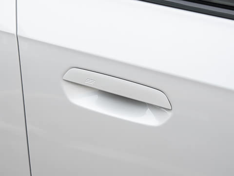 2026�� xDrive25Li M�˶���ҹ��װ